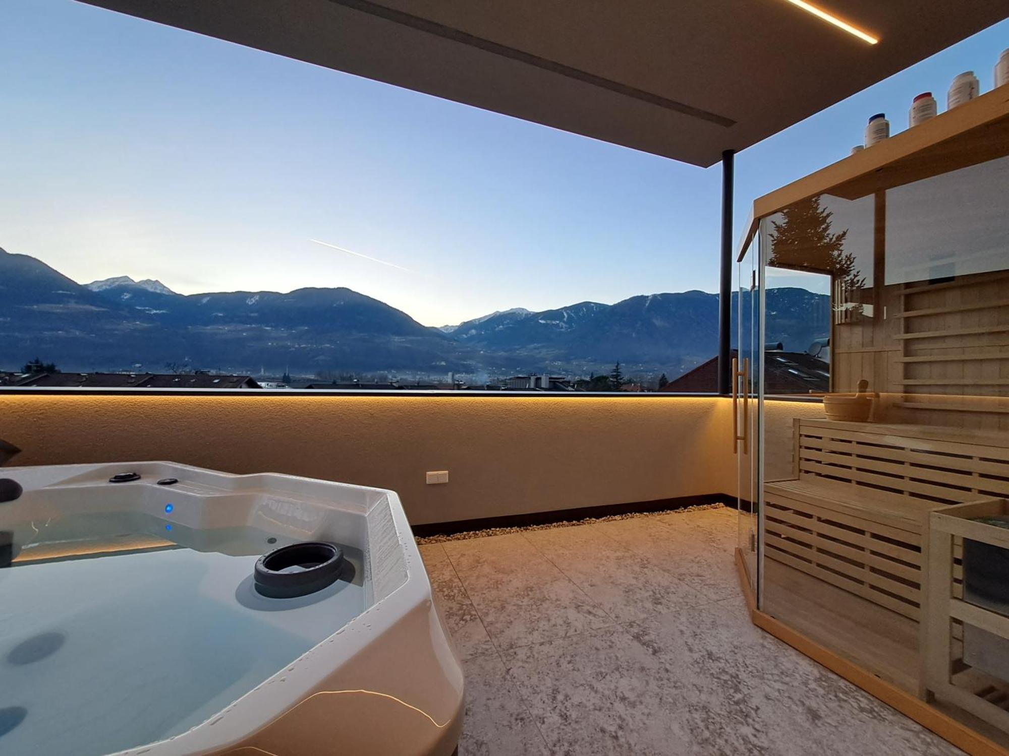 Le Palme Holiday home Postal / Burgstall